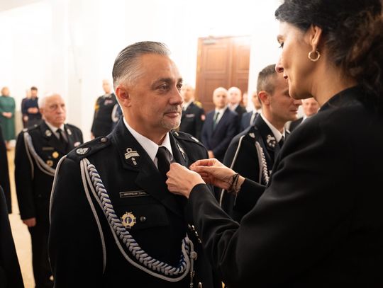 dh. Mieczysław Żentel odznaczony Krzyżem Świętego Floriana