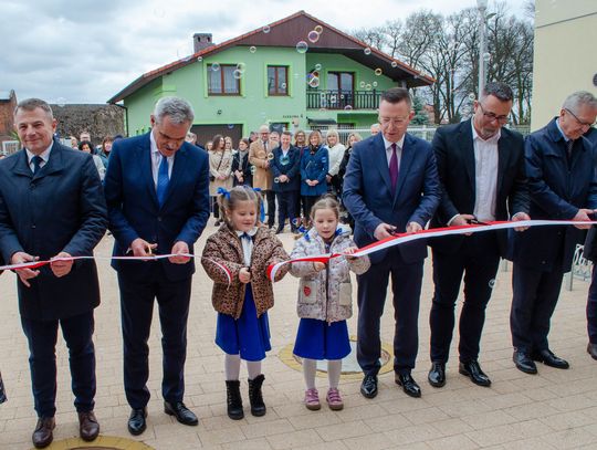 Historyczny dzień w Grębocicach: Nowe przedszkole im. Jana Brzechwy już otwarte! Historyczny dzień w Grębocicach: Nowe przedszkole im. Jana Brzechwy już otwarte!
