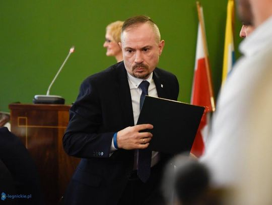 Kto pyta, mniej błądzi... Czyżby?