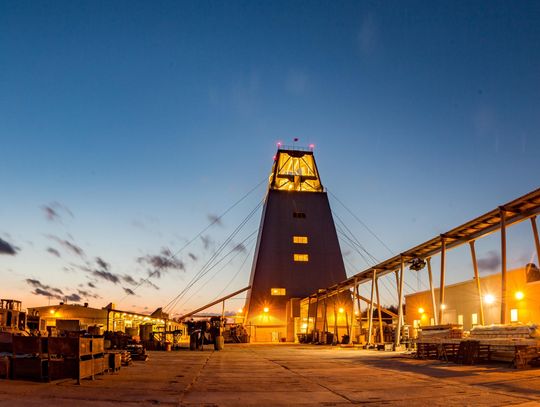 Local content w KGHM: krajowy łańcuch wartości i korzyści dla polskiej gospodarki Local content w KGHM: krajowy łańcuch wartości i korzyści dla polskiej gospodarki