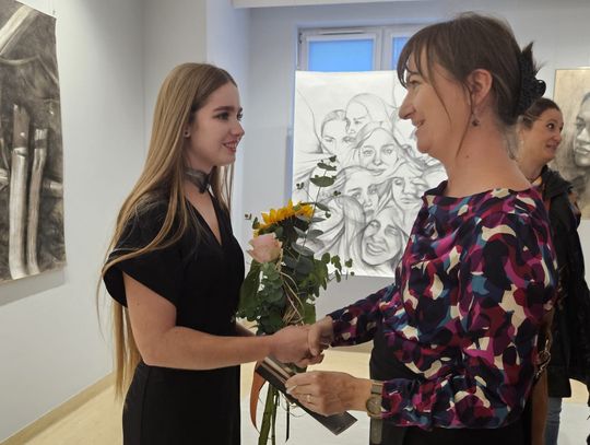 „Symbioza” Karoliny Ostrowskiej – sztuka w harmonii z naturą