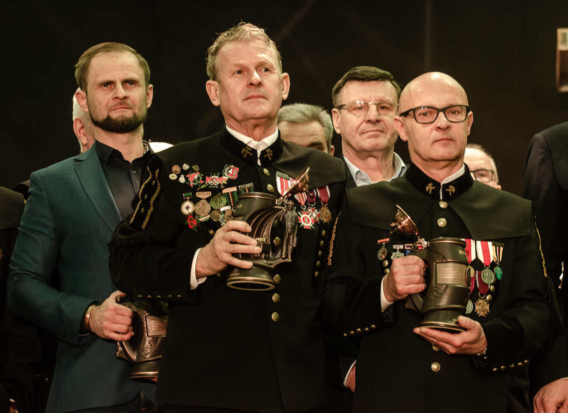 Biesiada górników SierPolu z udziałem prezesa KGHM, posłów i samorządowców Biesiada górników SierPolu z udziałem prezesa KGHM, posłów i samorządowców