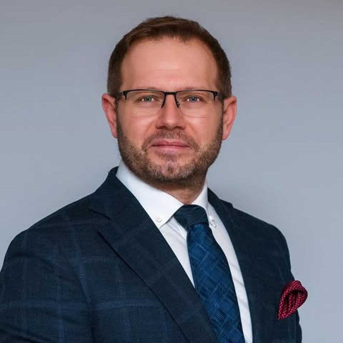 Cena niezależności. Studium przypadku zarządzania Pawła Kowalskiego
