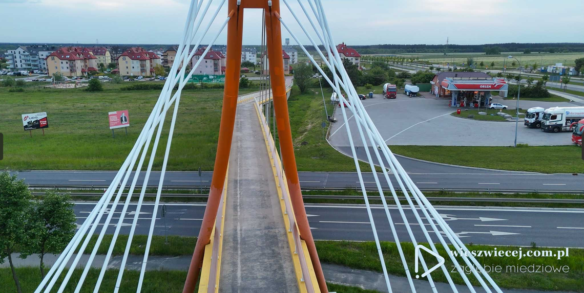 Ostrożnie przy kładce. Będą utrudnienia