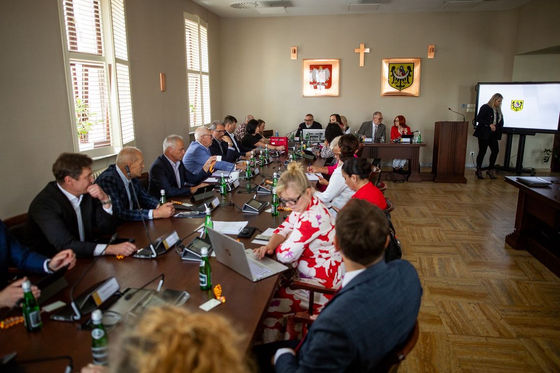 Prezydent Lubina z wotum zaufania i absolutorium!