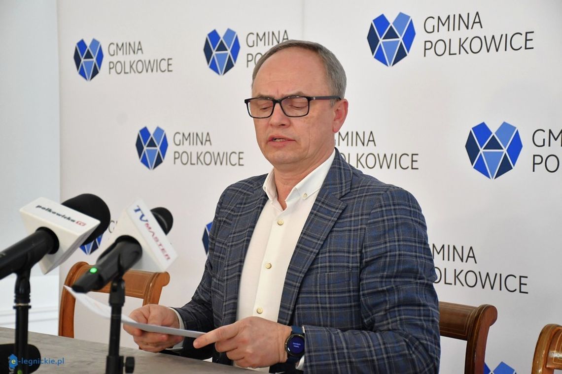 Szpital widmo i miliony, które odjechały z Polkowic. Gdzie podziały się obietnice Wiesława Wabika?